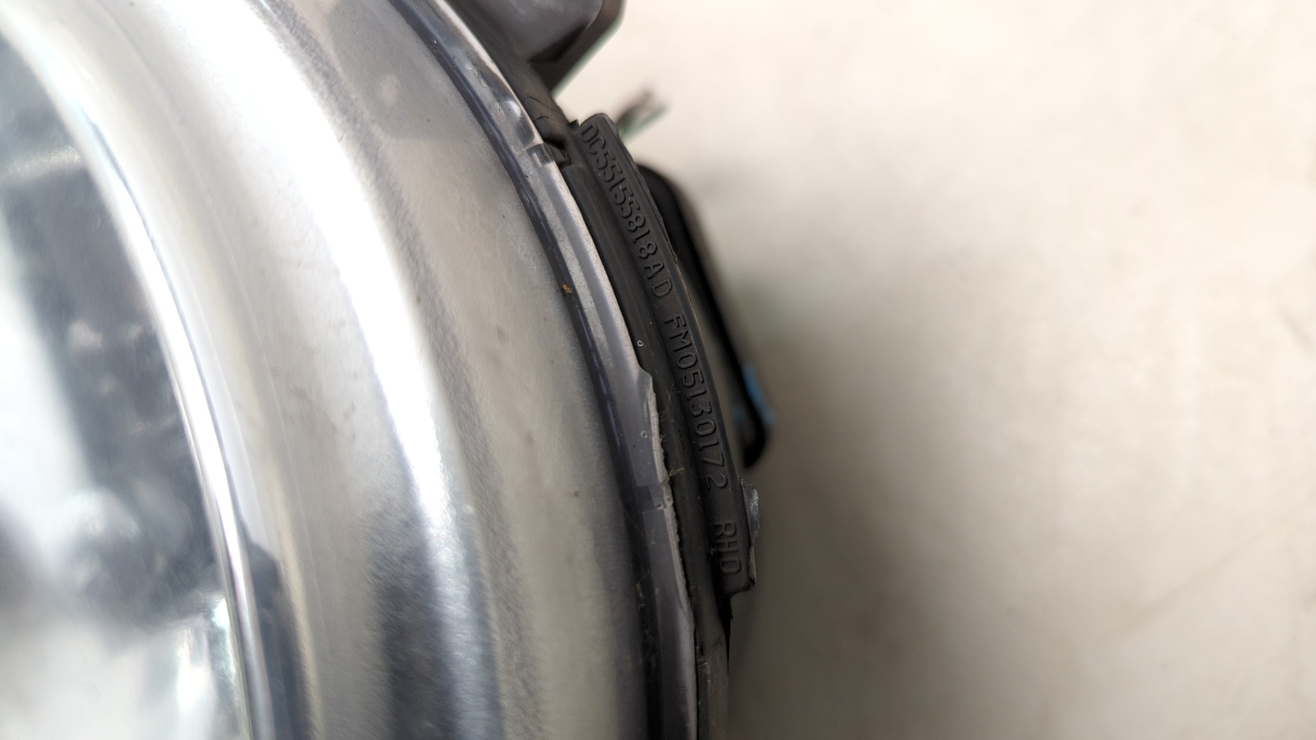 Фара правая