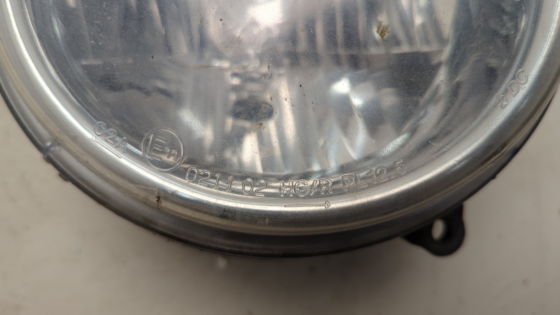 Фара правая