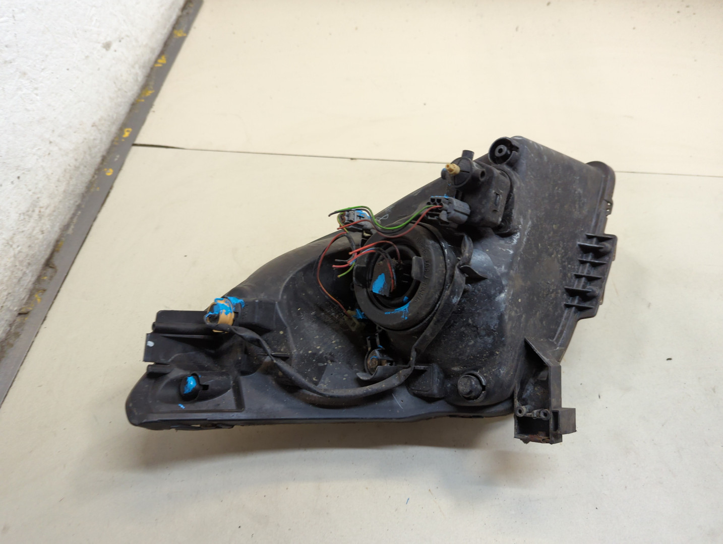 Фара правая