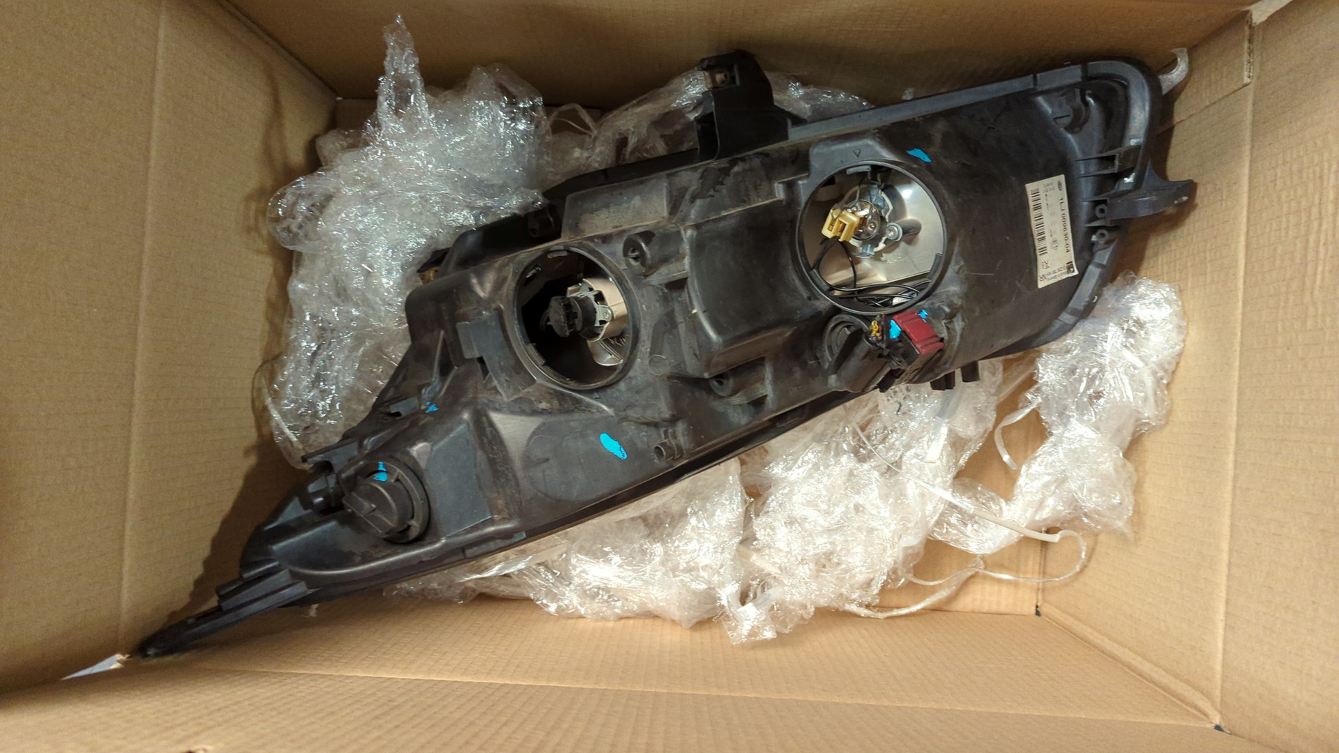 Фара правая