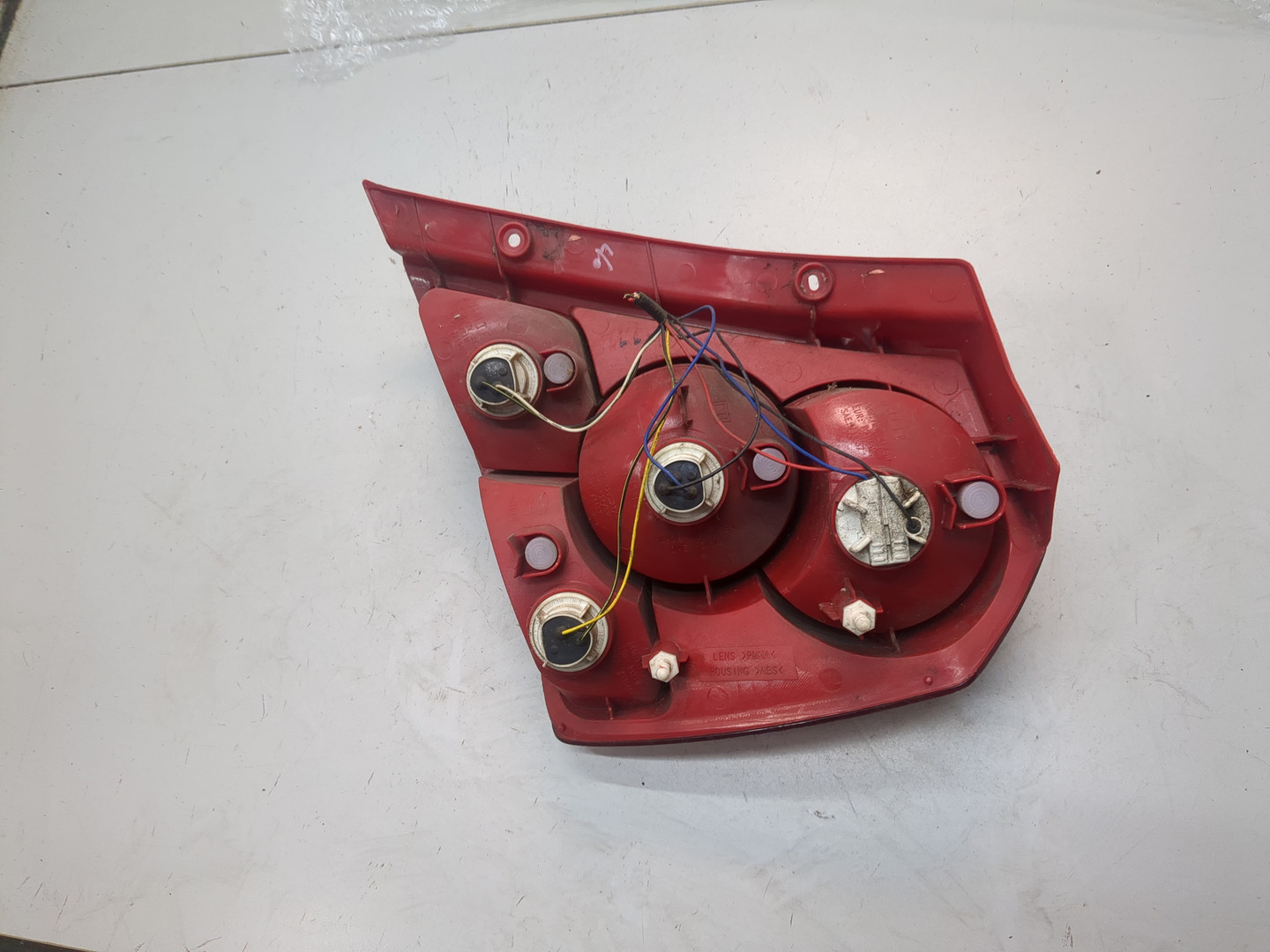 Фонарь задний левый