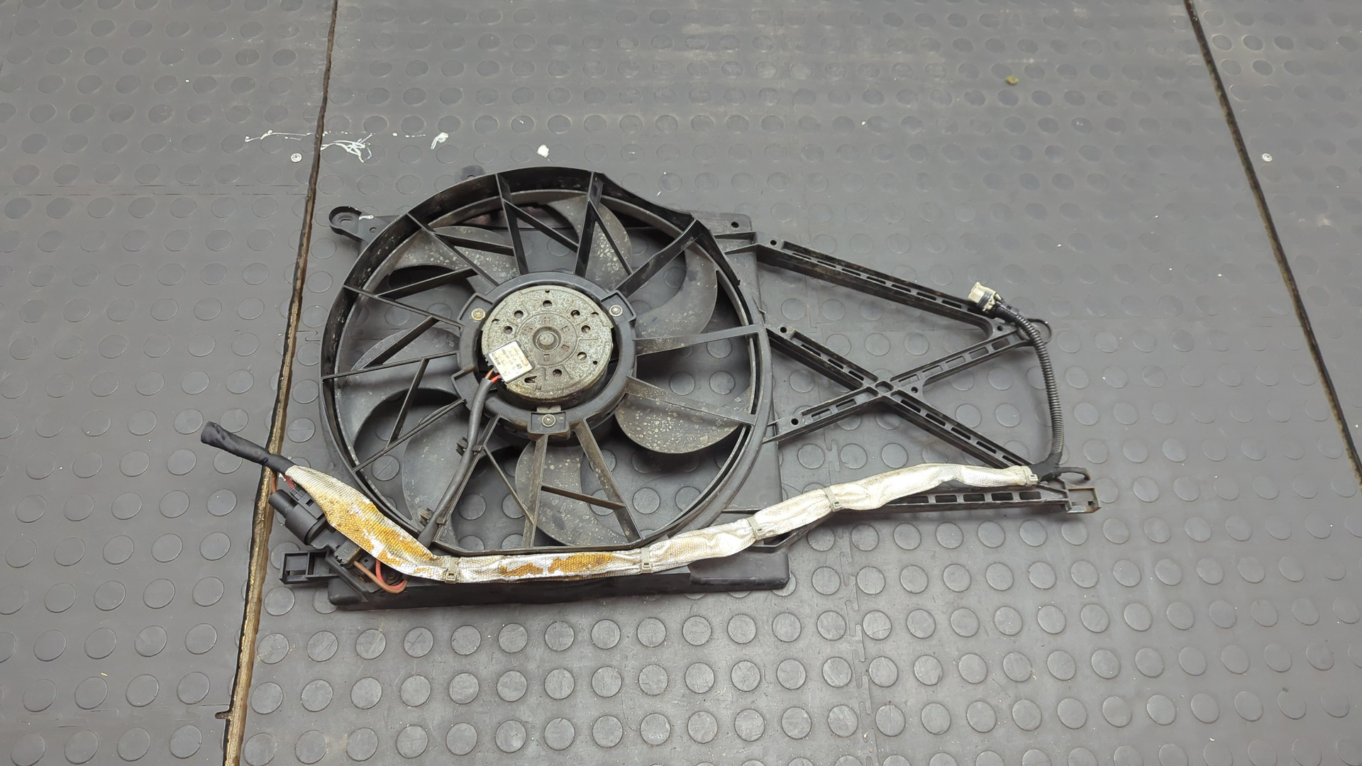 Вентилятор радиатора