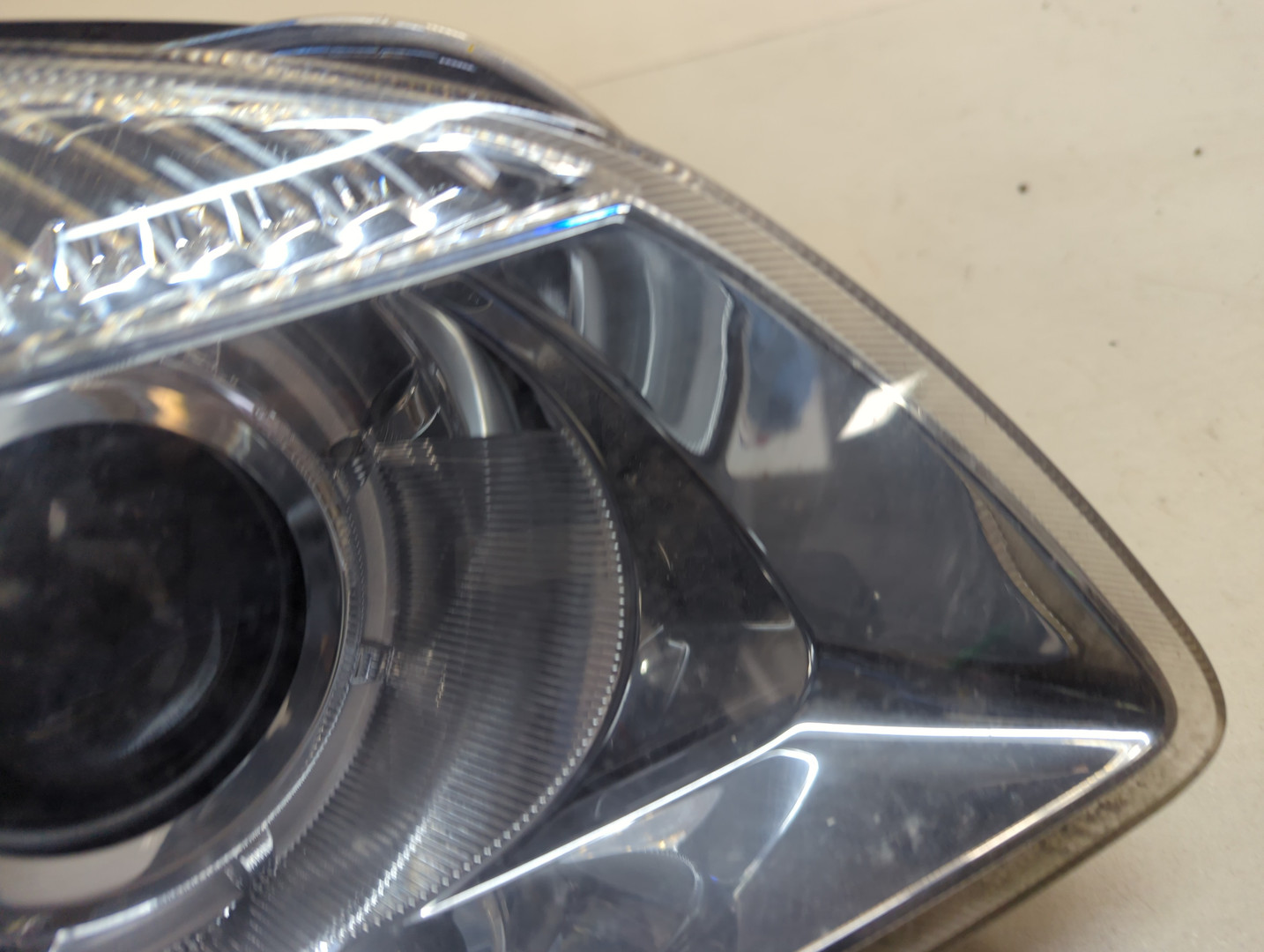 Фара правая