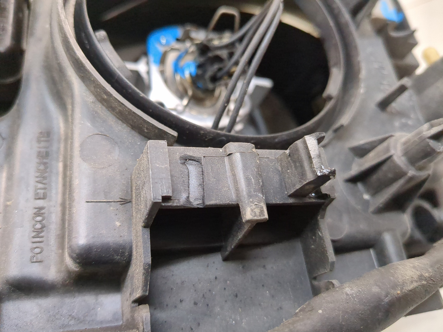 Фара правая