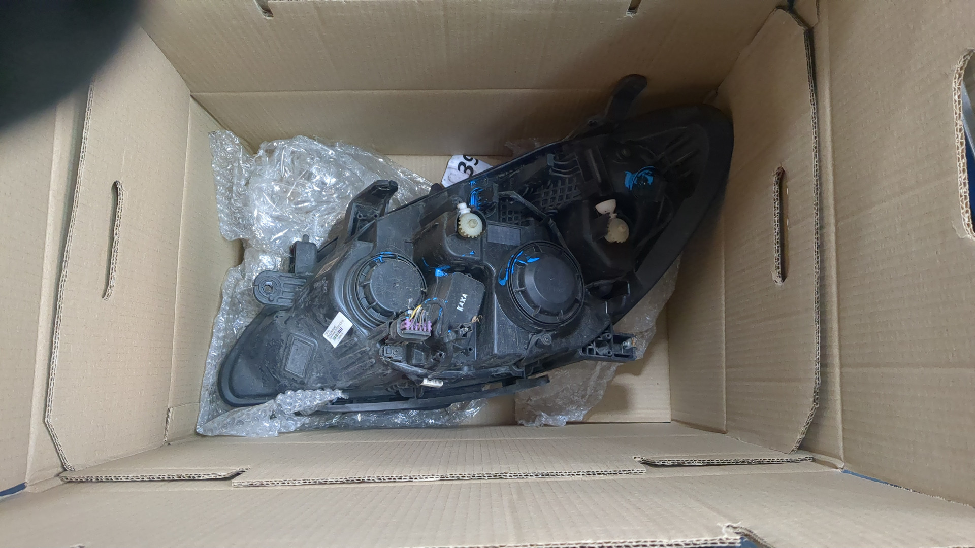 Фара правая