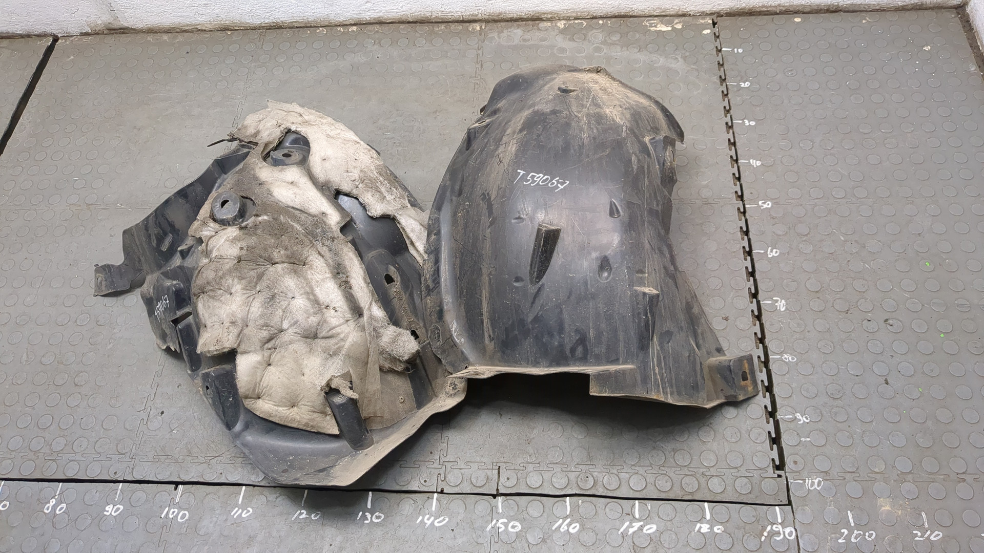 Локер передний правый