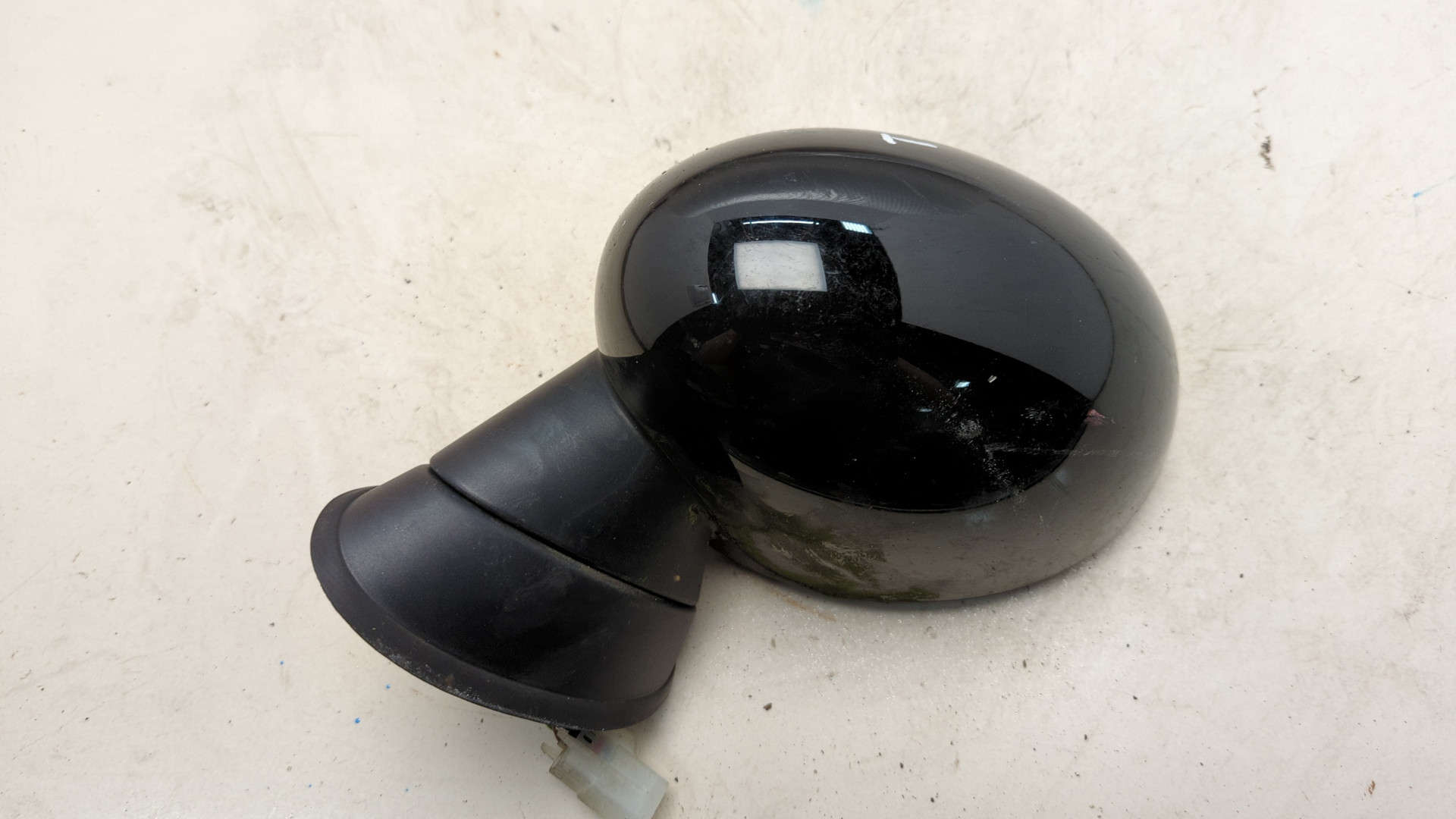 Зеркало левое электрическое