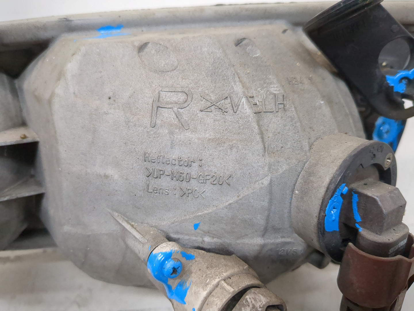 Фара правая