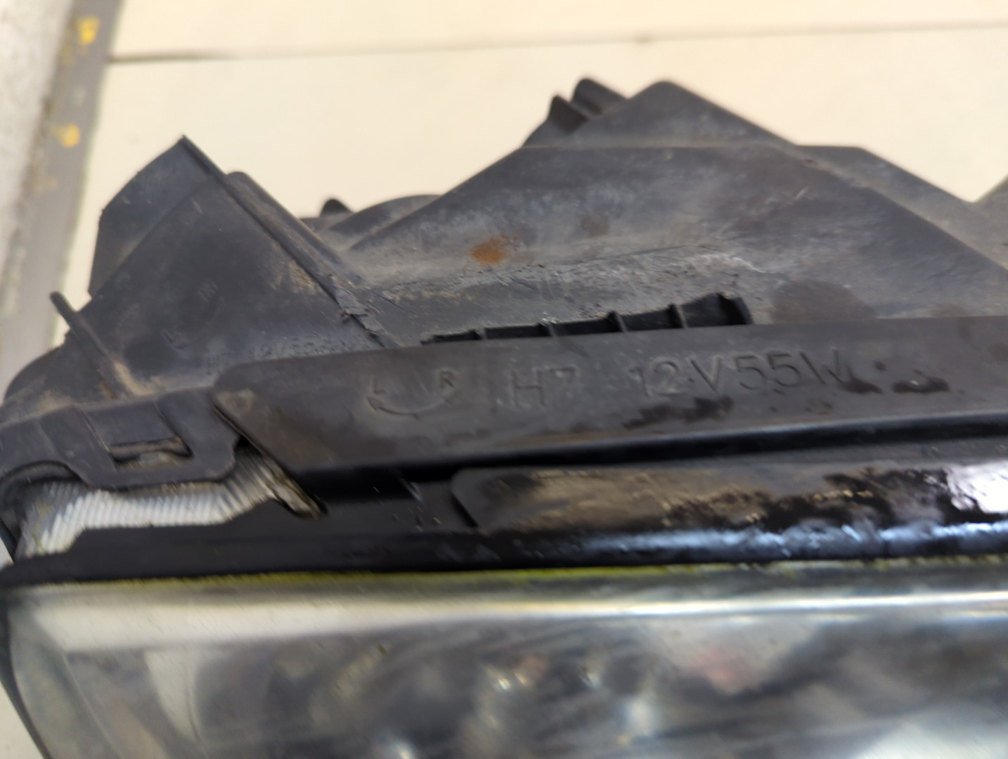 Фара правая