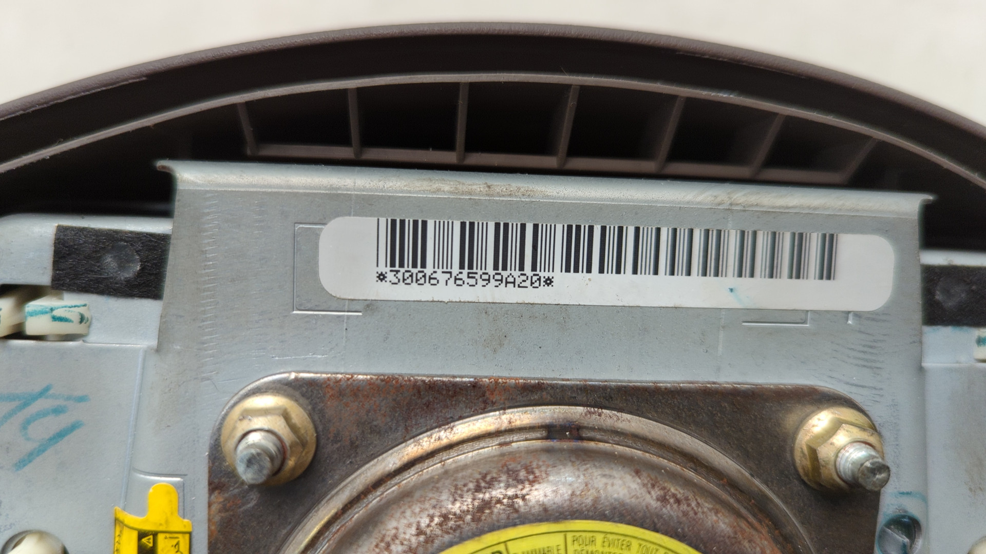 Подушка безопасности в рулевое колесо