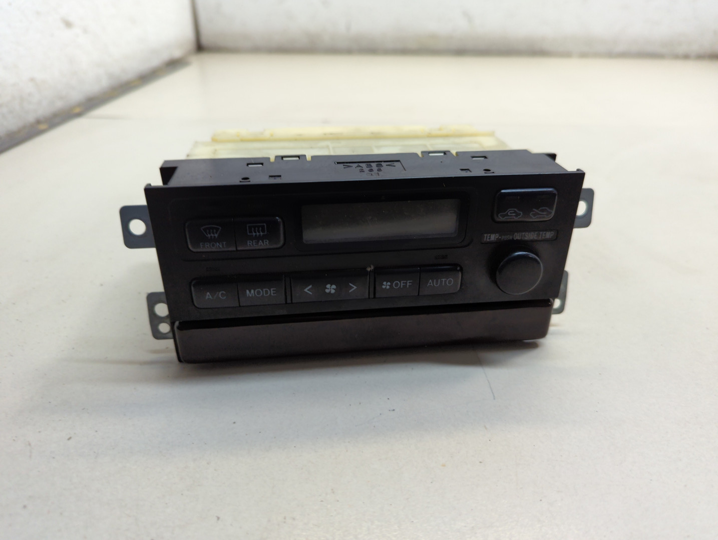 Переключатель отопителя