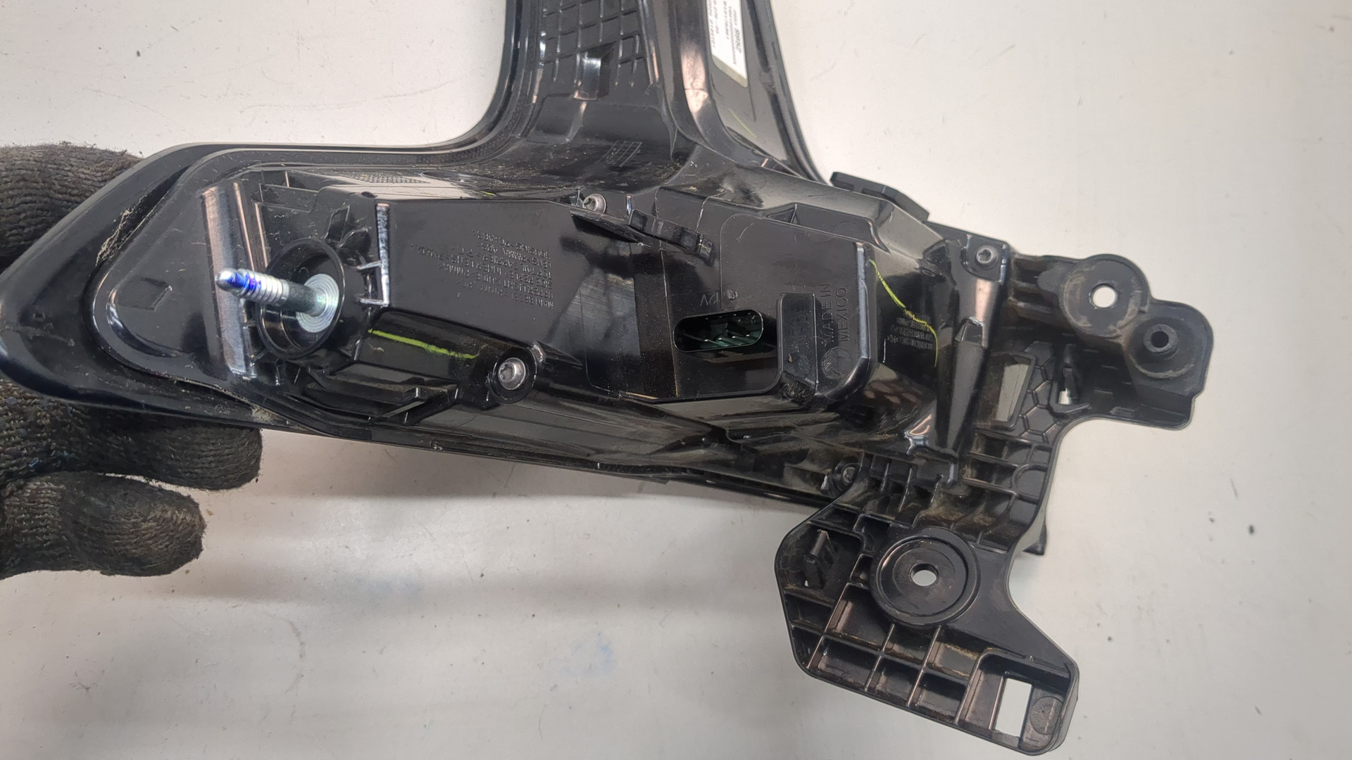 Фонарь задний левый