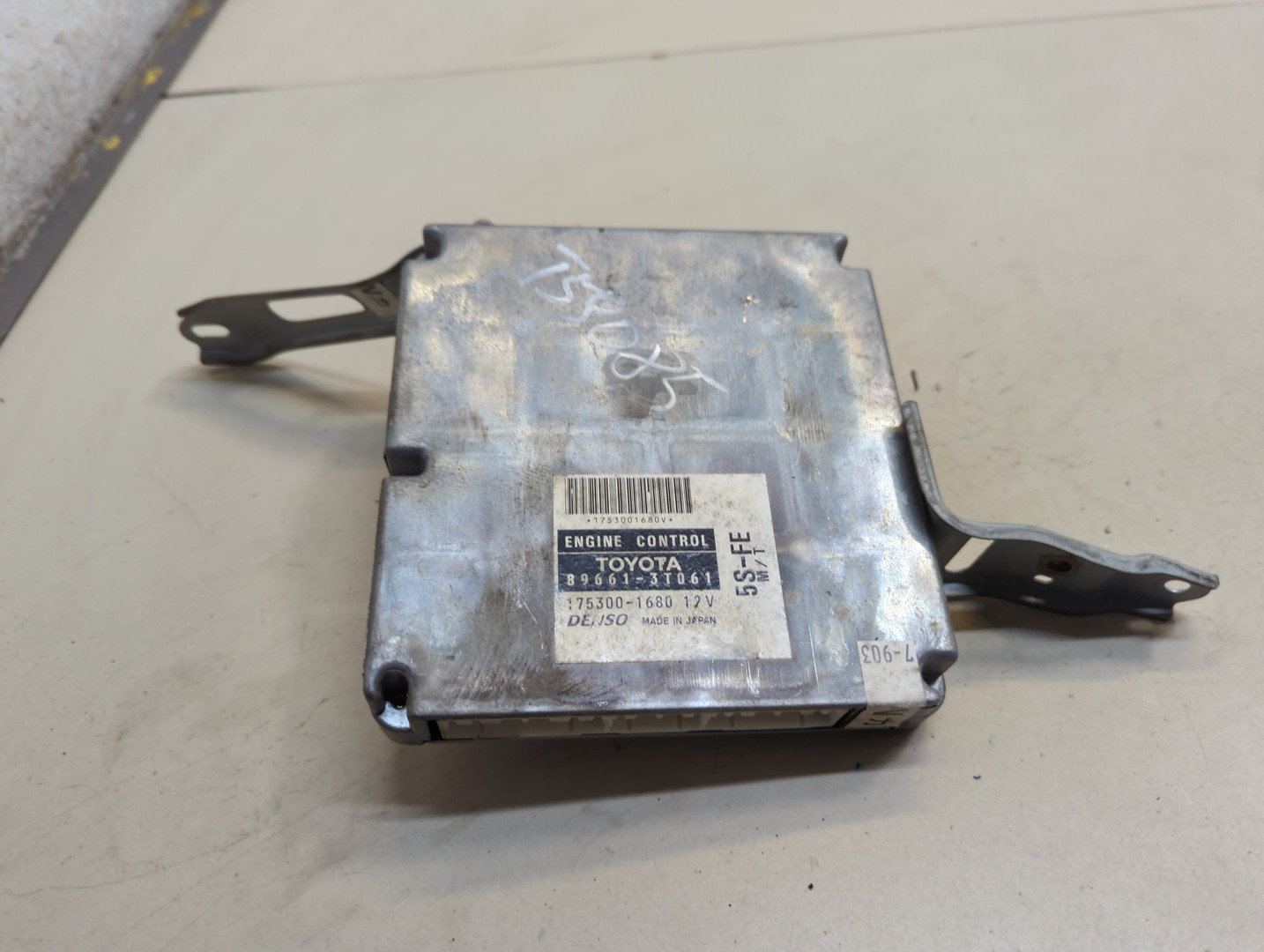 Блок управления двигателем