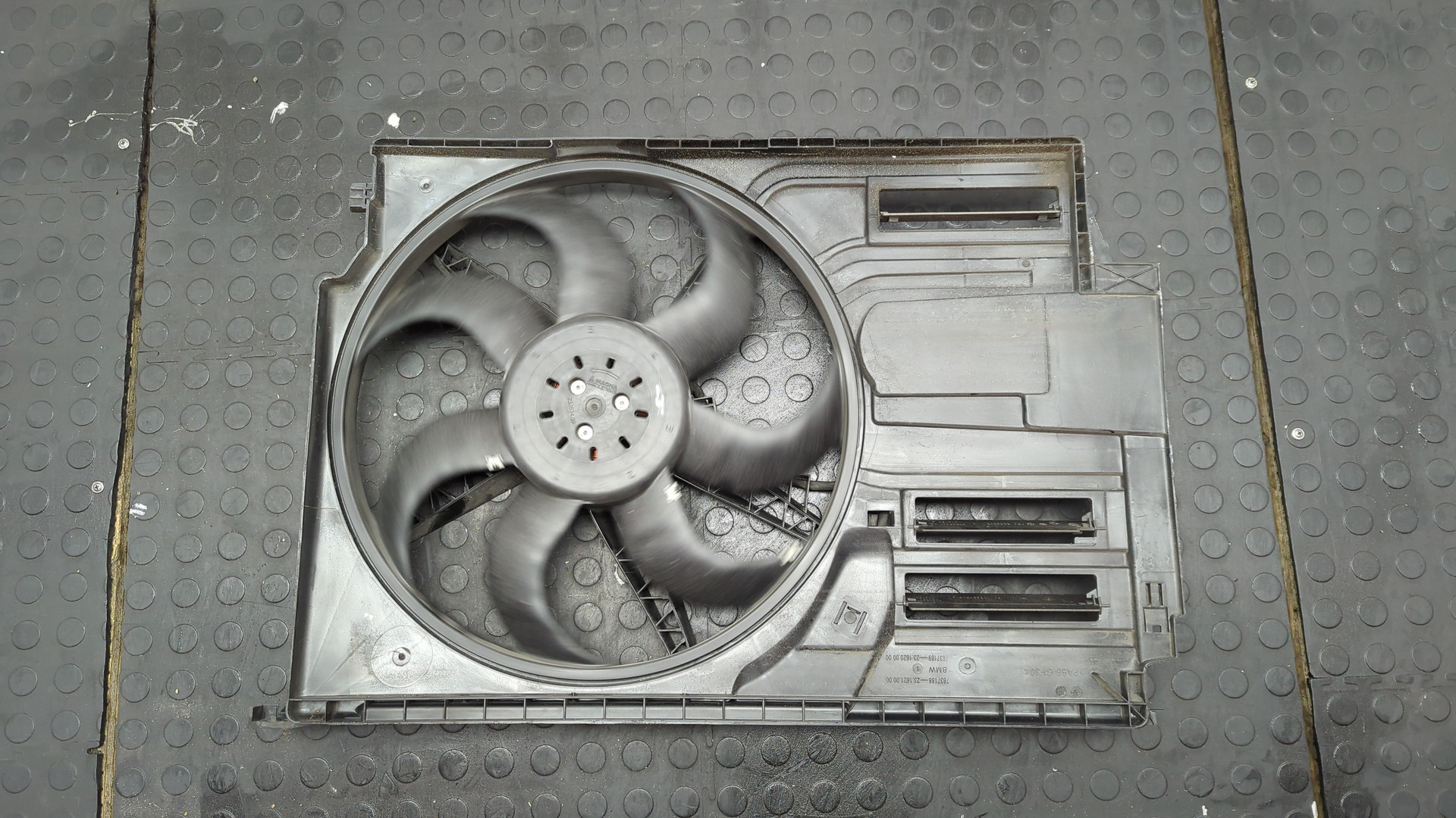 Вентилятор радиатора