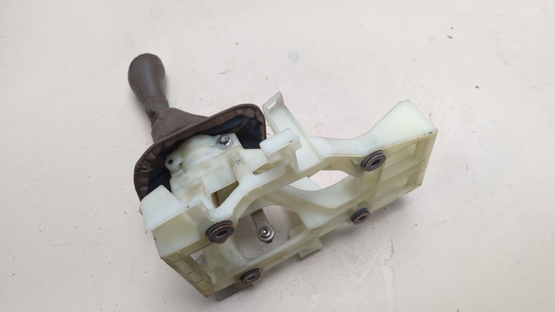 Кулиса МКПП / АКПП