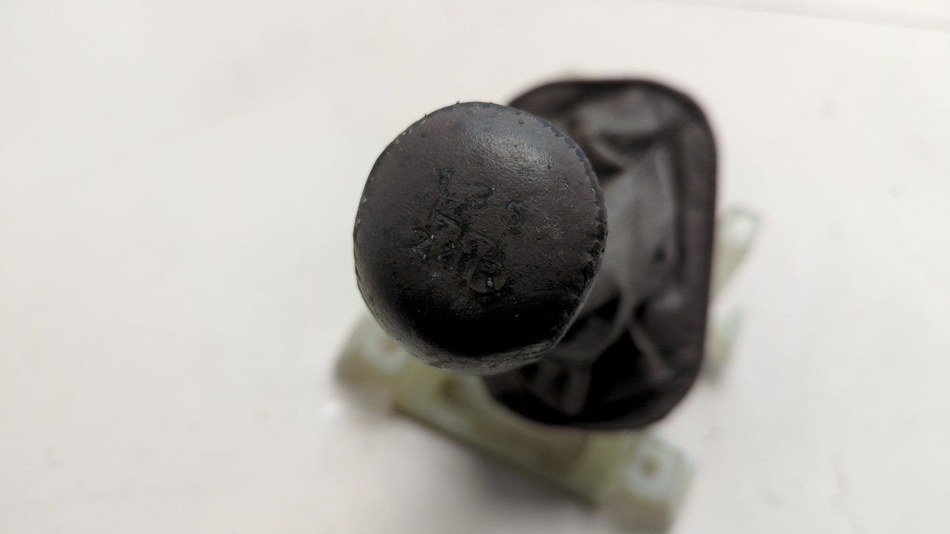 Кулиса МКПП / АКПП