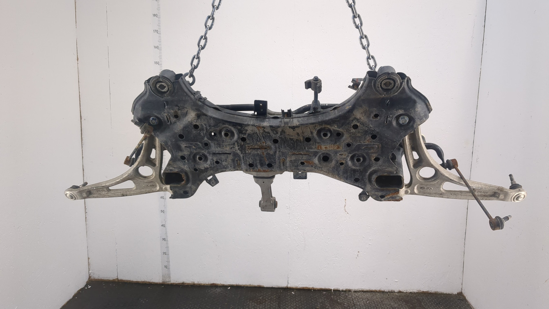 Балка подмоторная