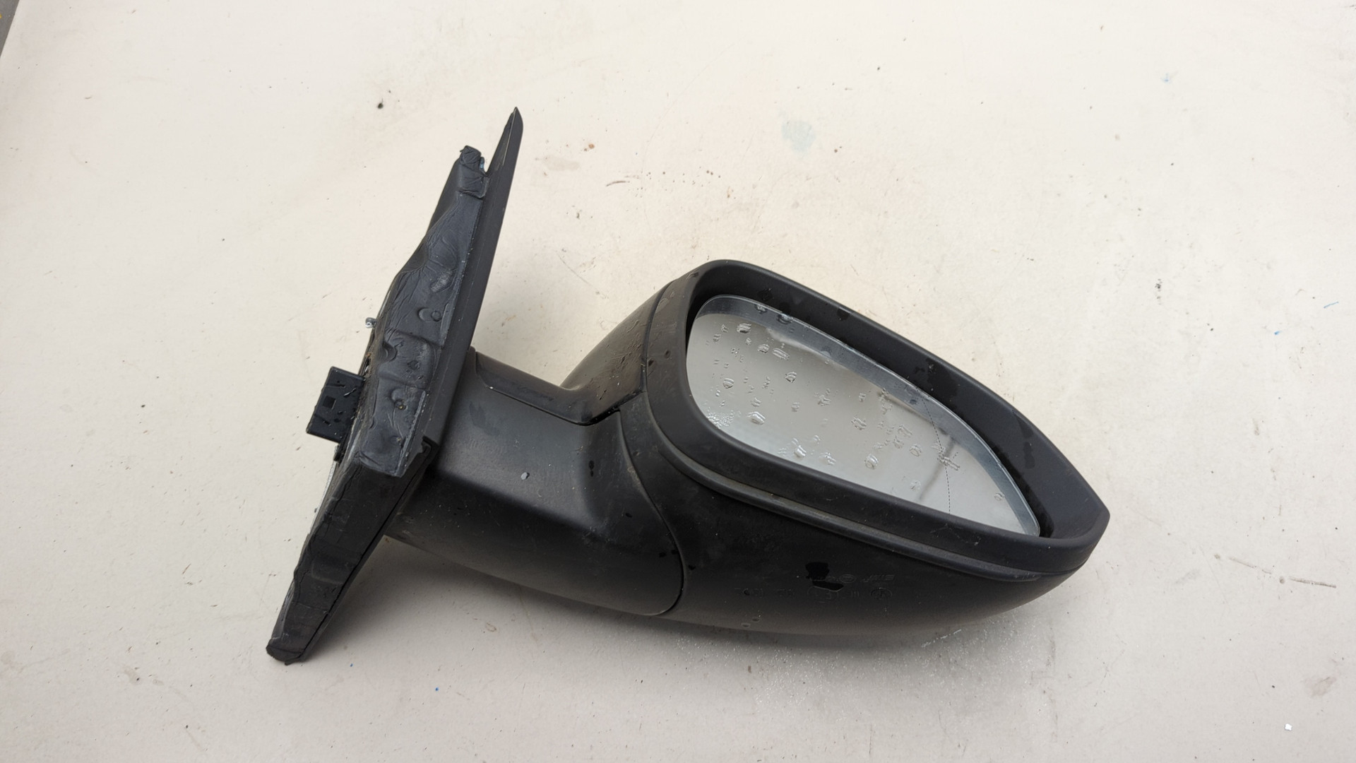 Зеркало правое электрическое