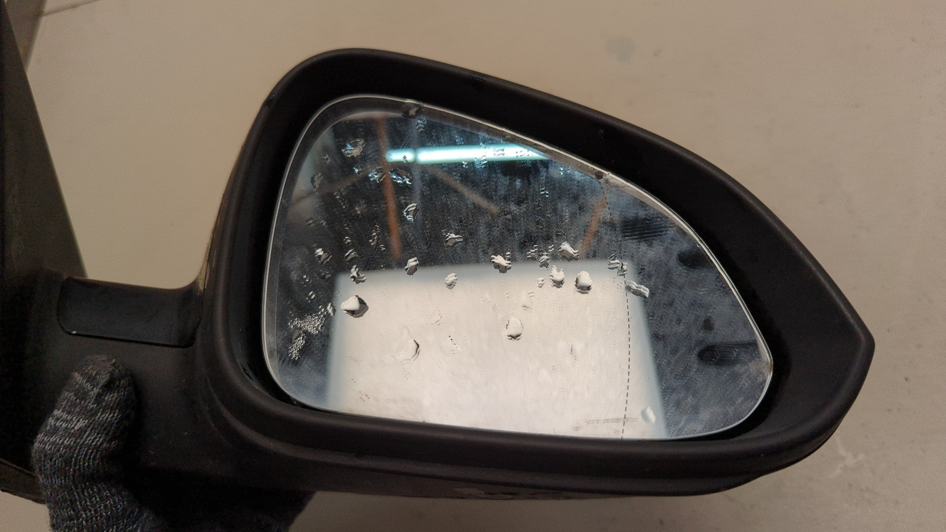 Зеркало правое электрическое