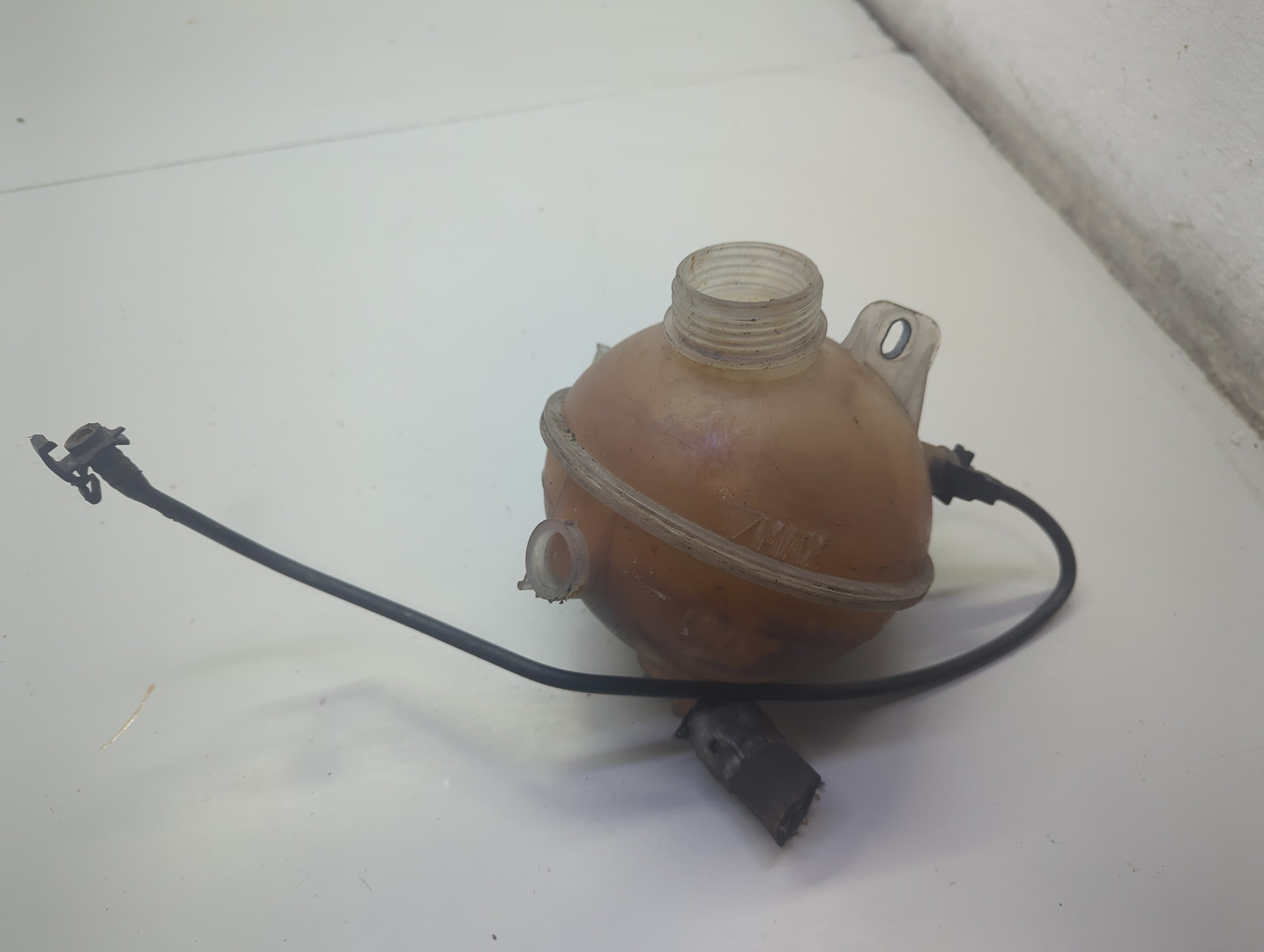 Бачок расширительный