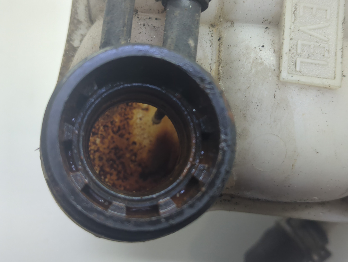 Бачок расширительный