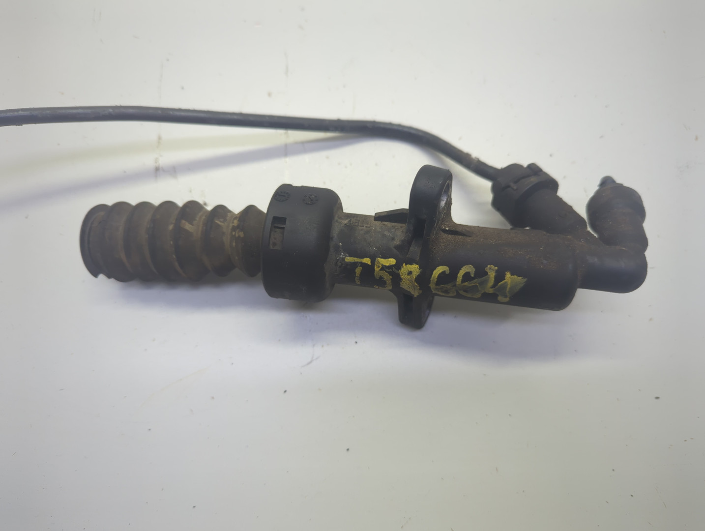 Цилиндр сцепления рабочий