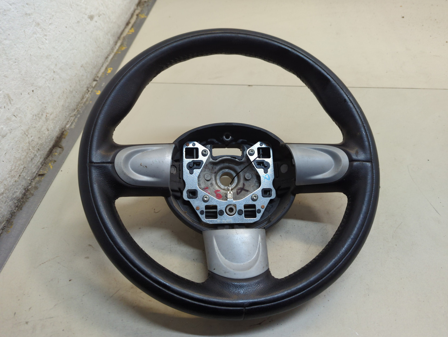 Рулевое колесо (руль)