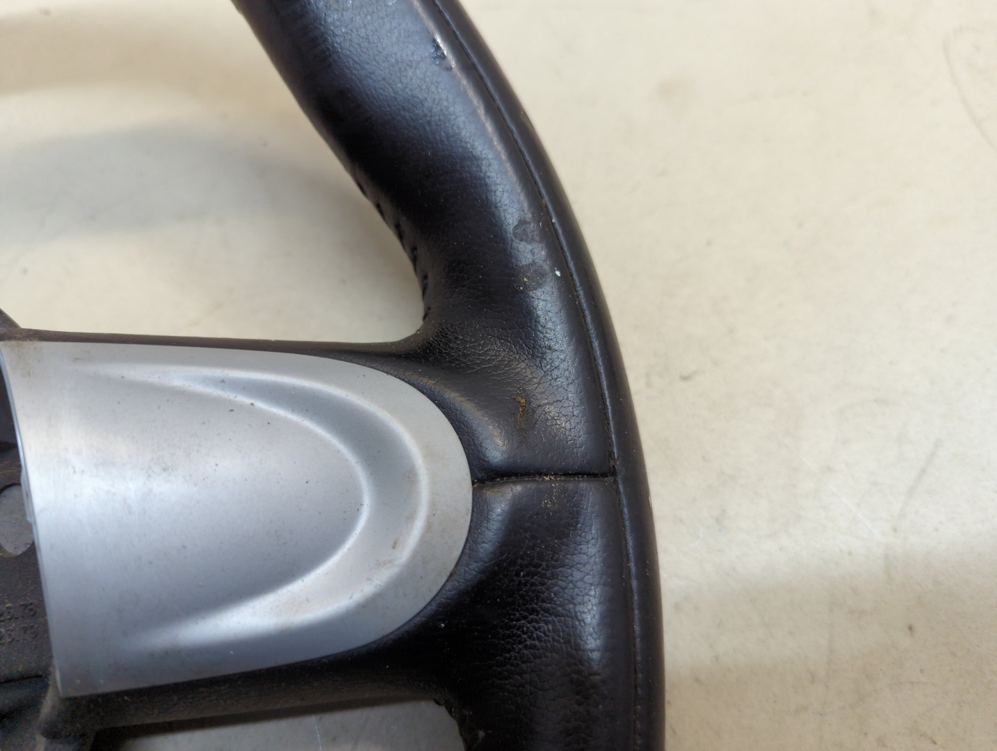 Рулевое колесо (руль)