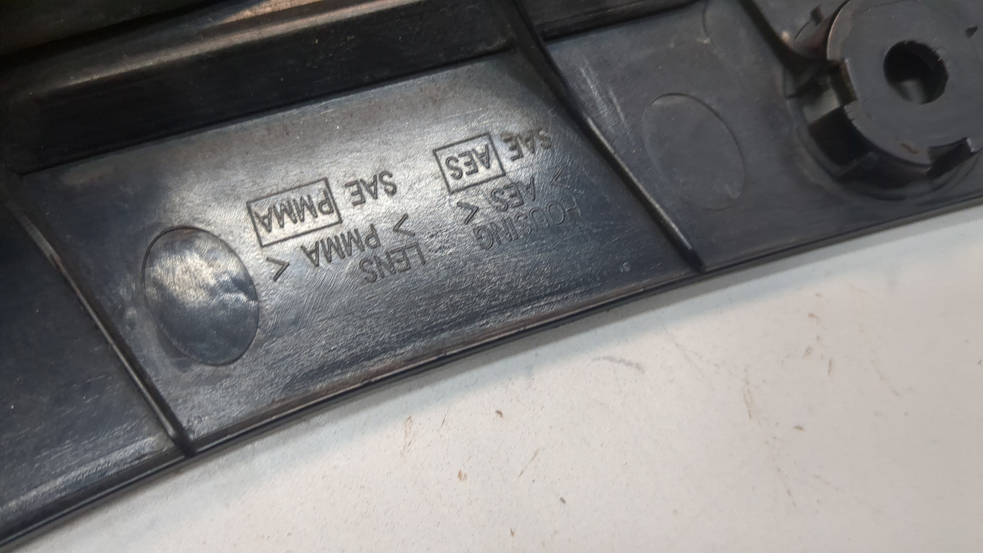 Фонарь задний правый