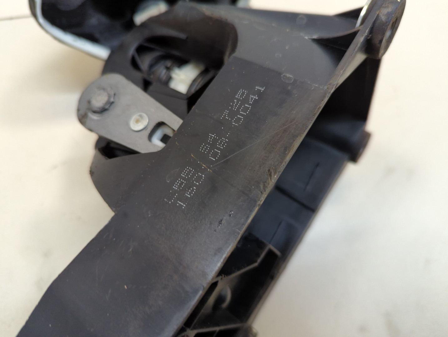 Кулиса МКПП / АКПП