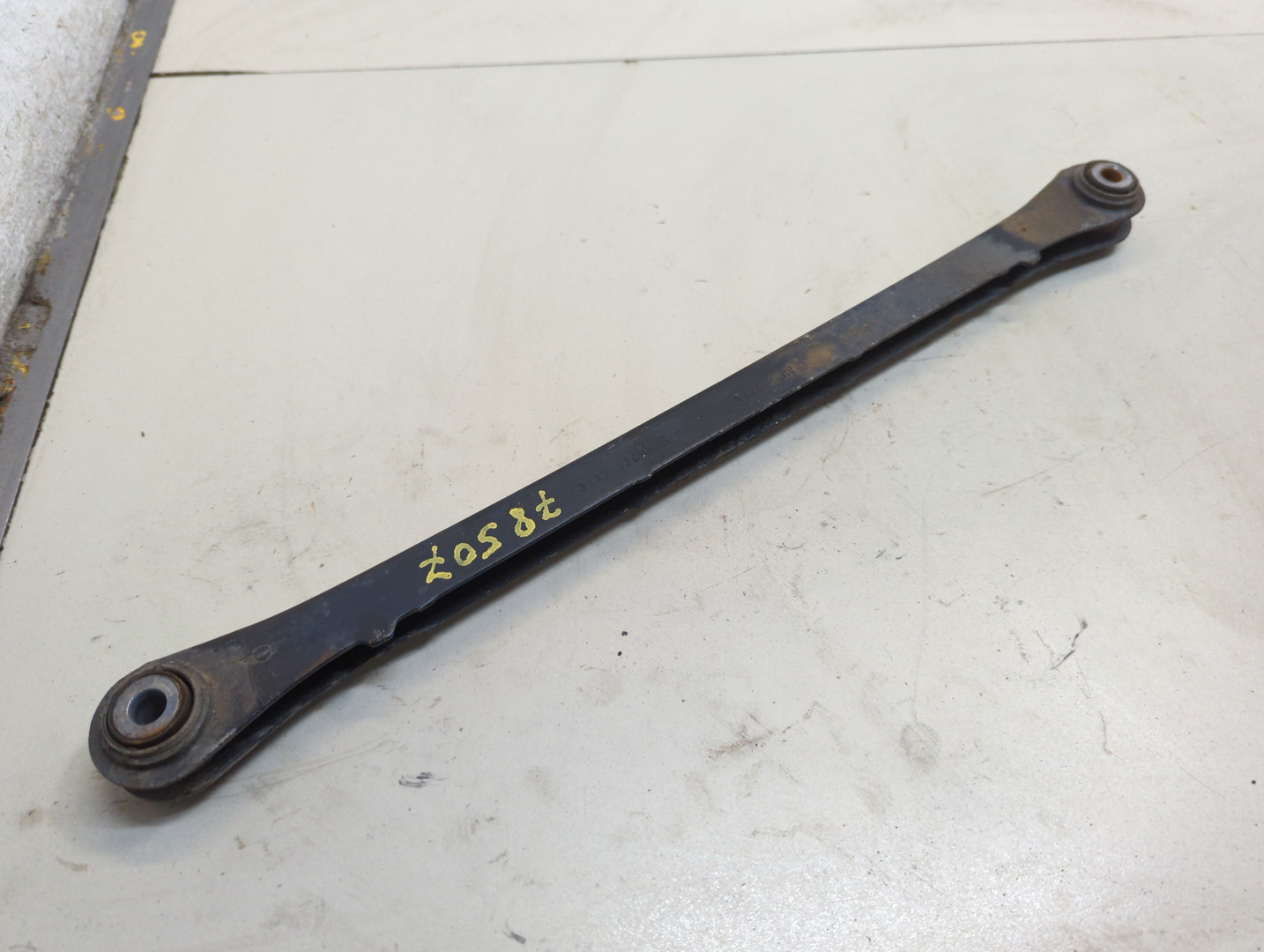 Рычаг задний