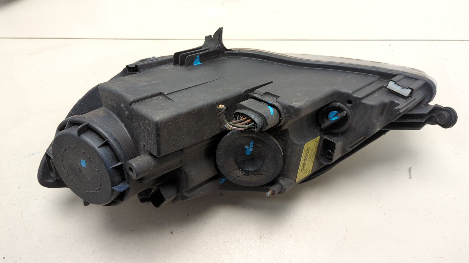 Фара правая