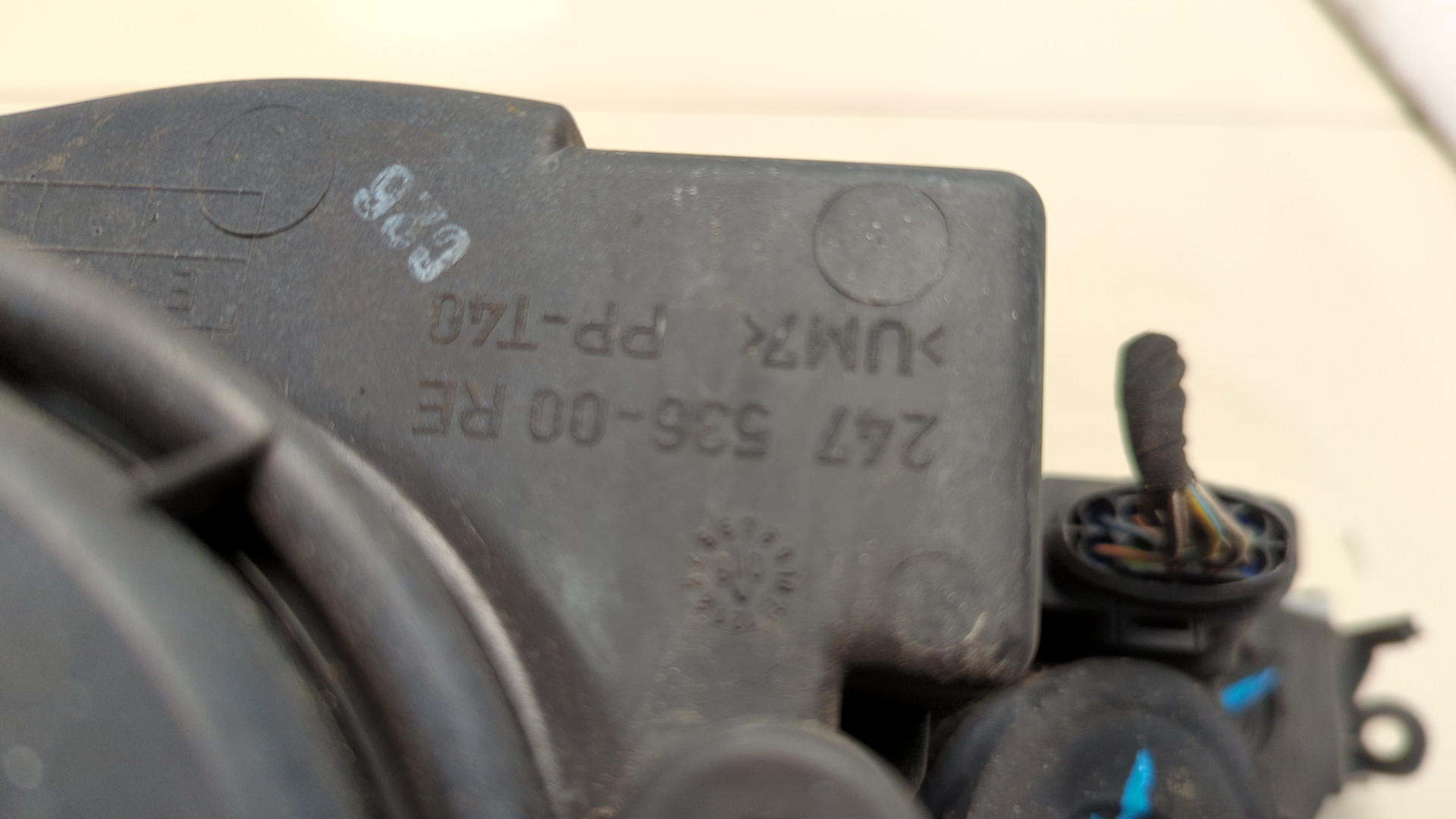 Фара правая