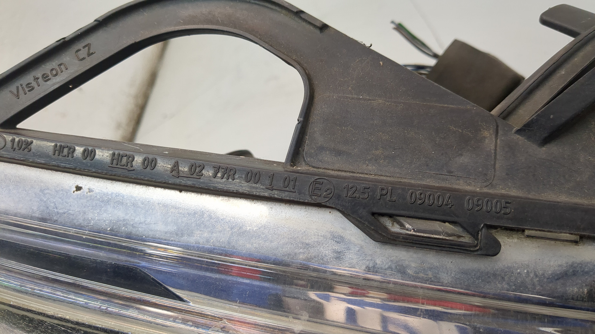 Фара правая