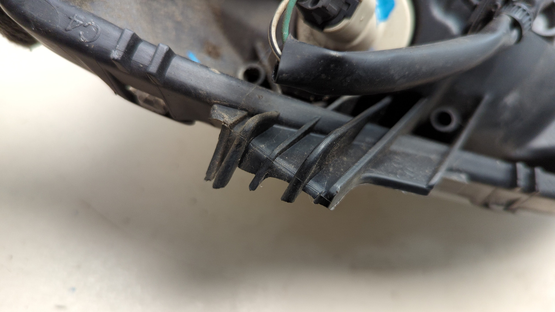 Фара правая