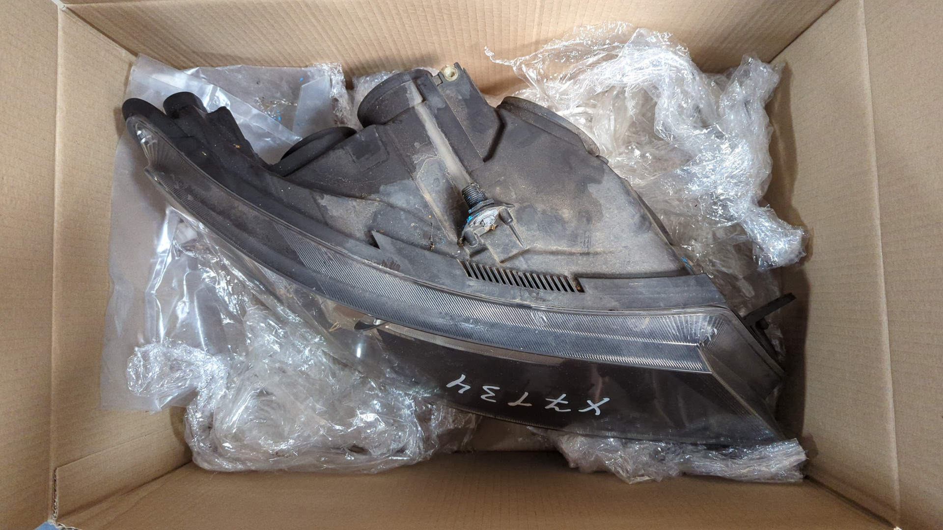 Фара правая