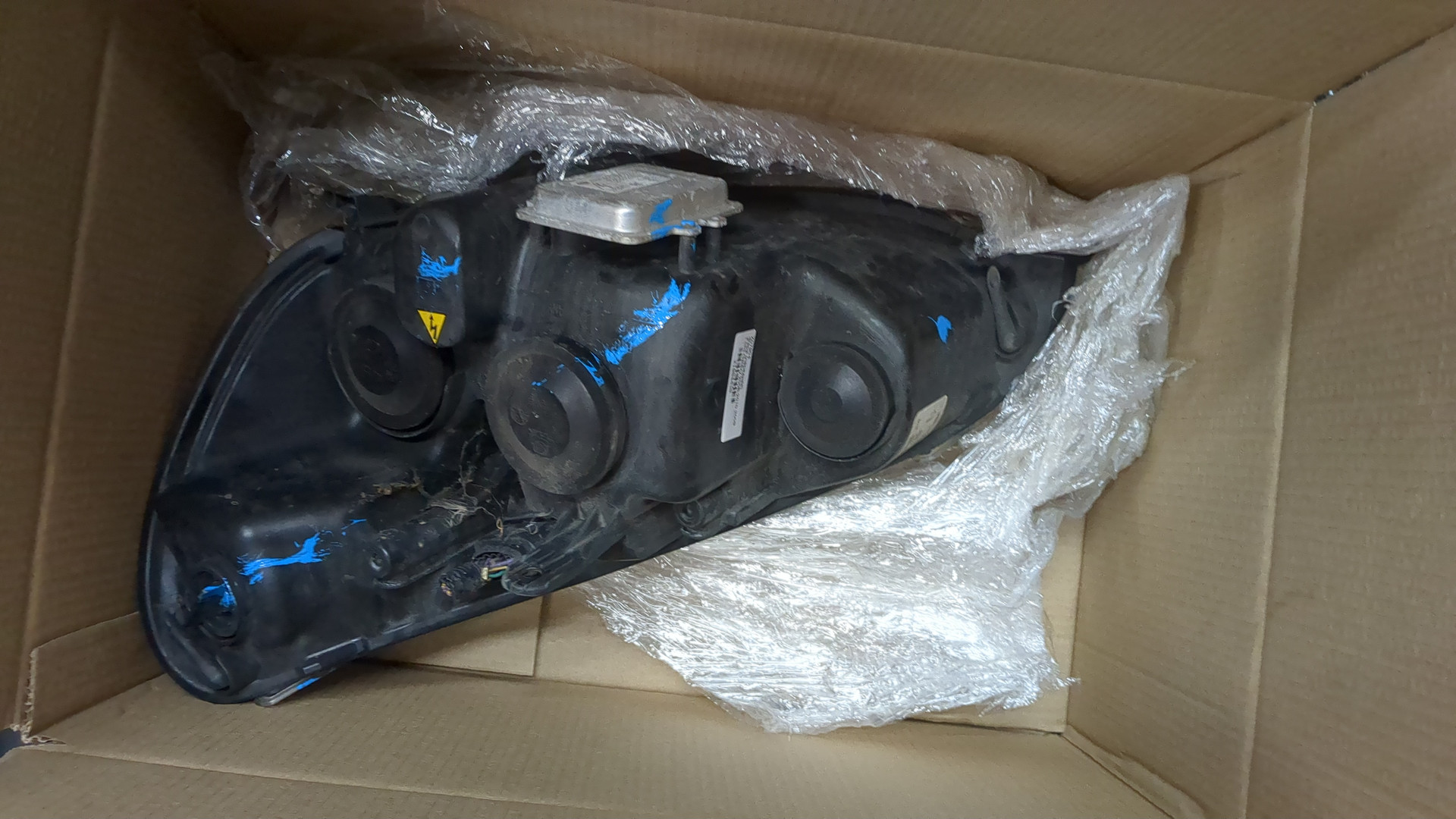 Фара правая