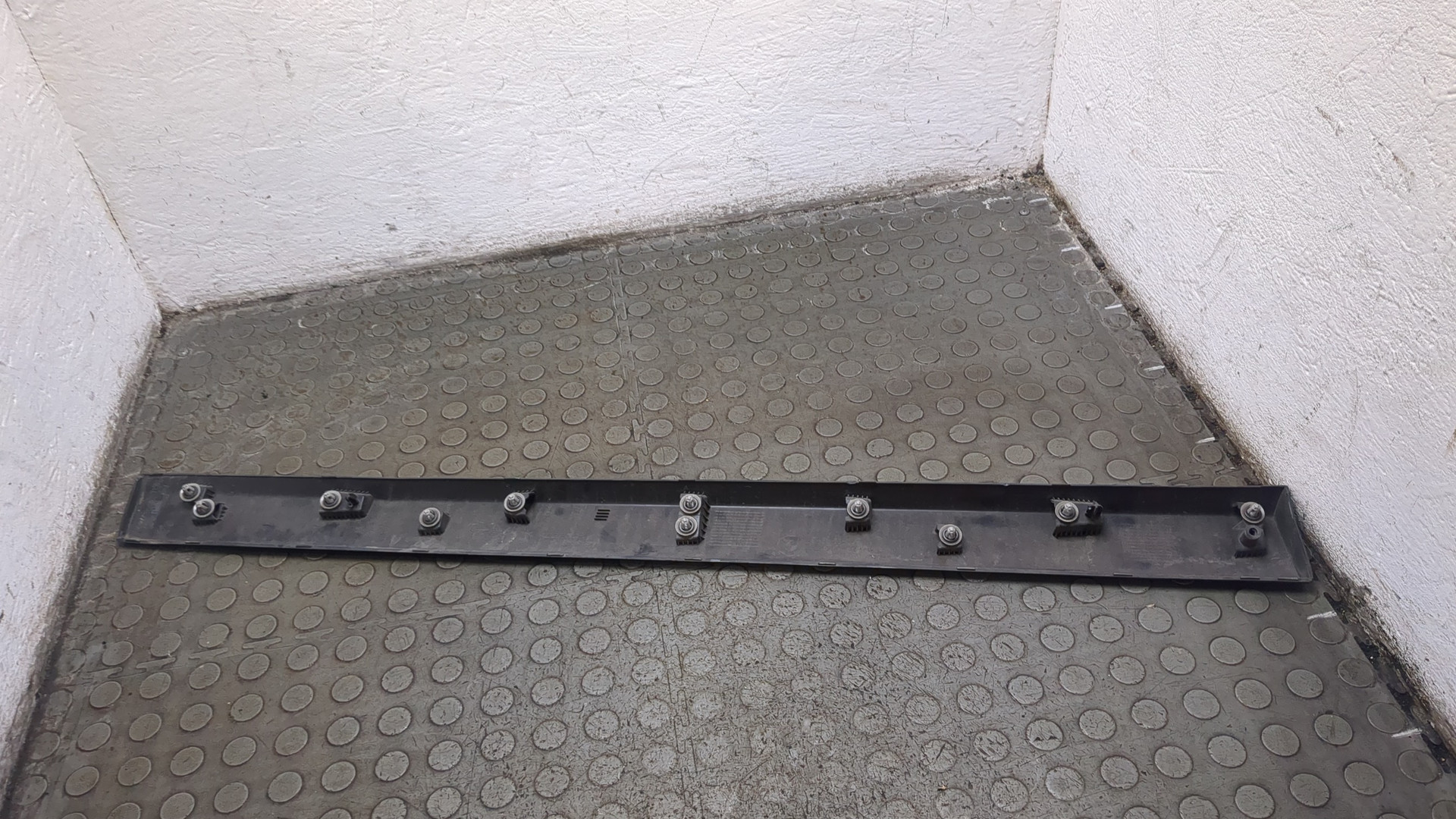 Молдинг двери