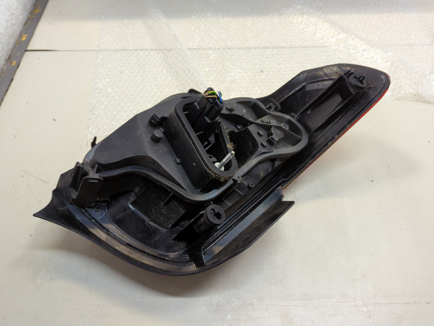 Фонарь задний правый