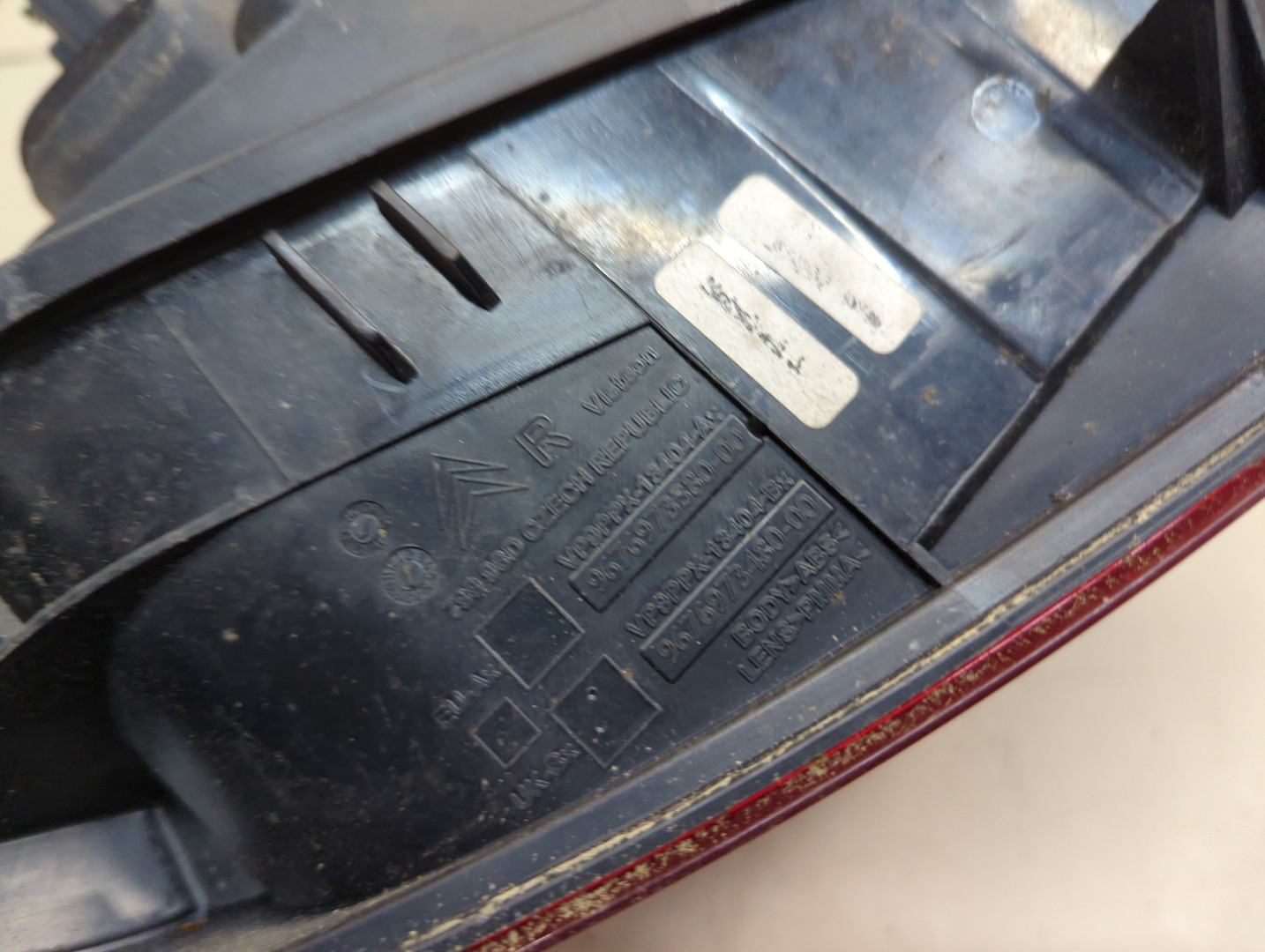 Фонарь задний правый