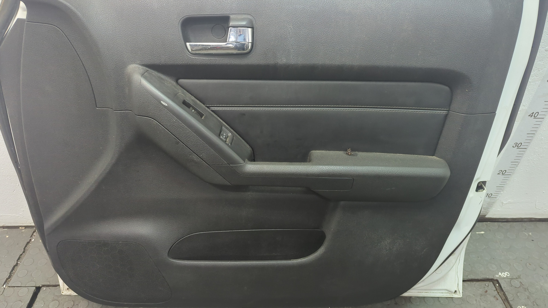 Дверь передняя правая