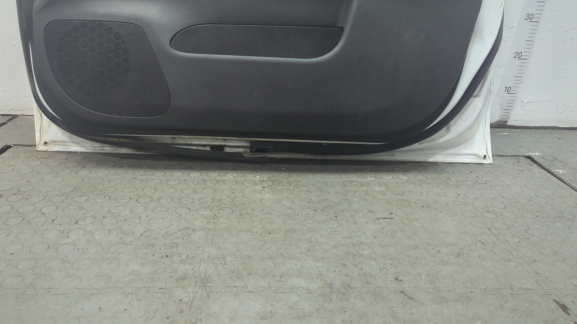 Дверь передняя правая