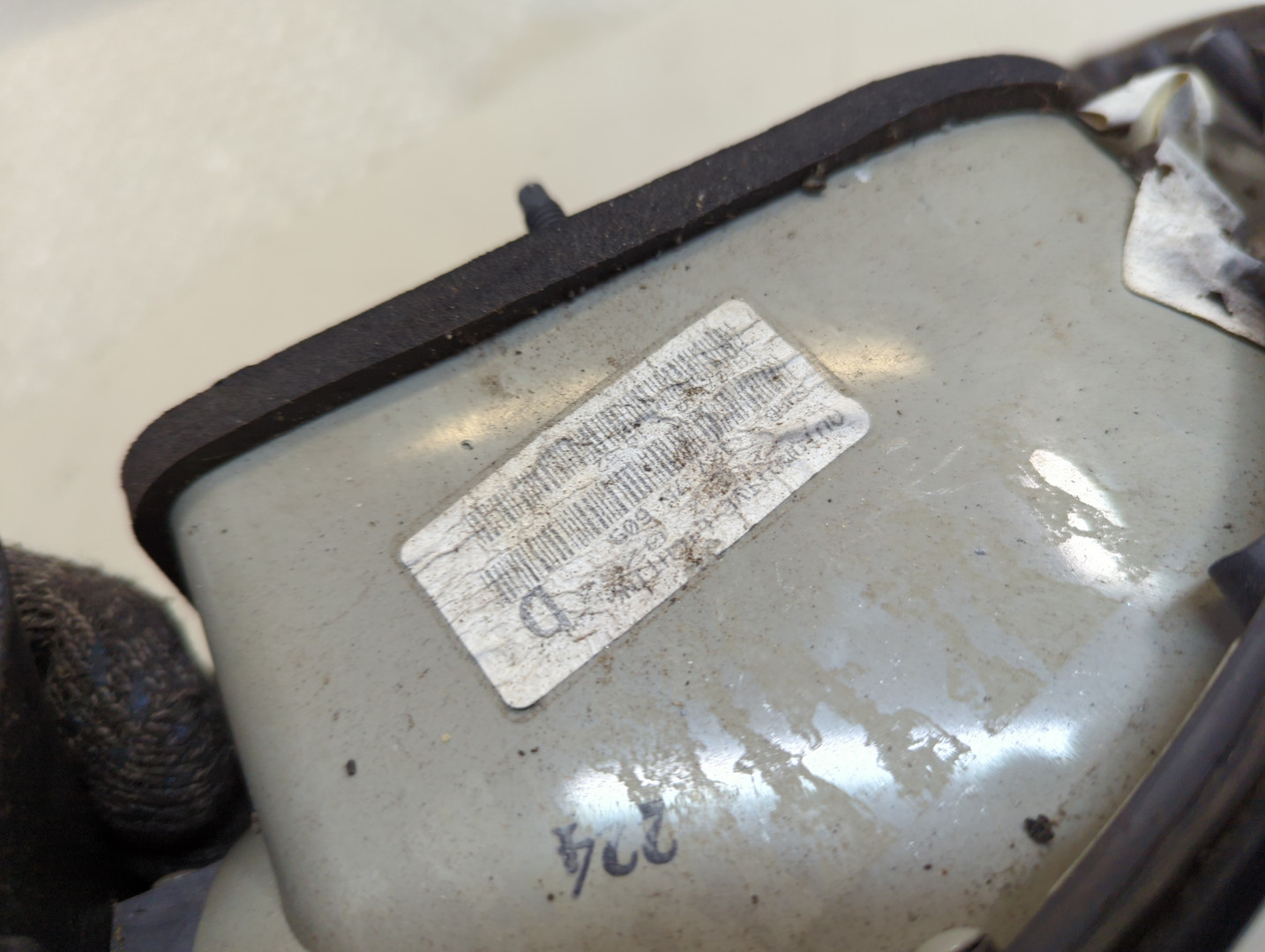 Фонарь задний правый