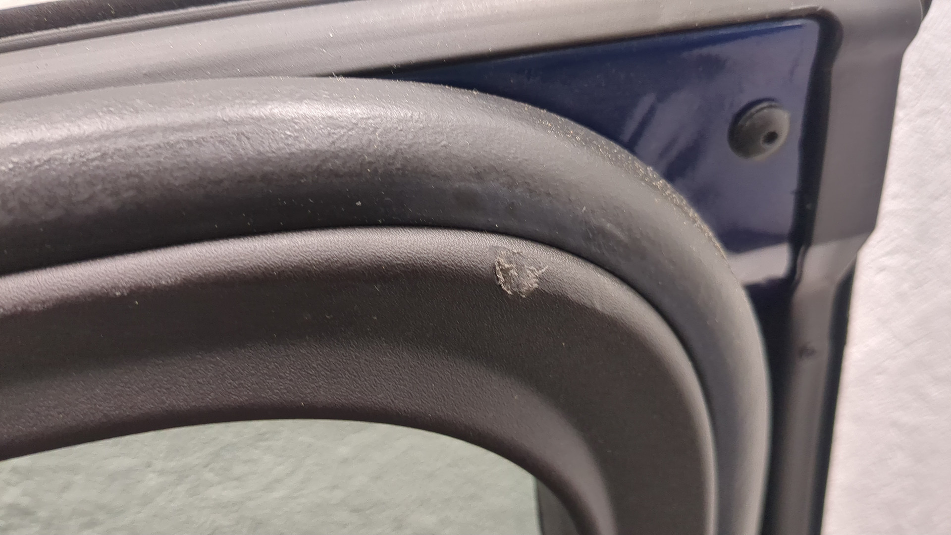 Дверь задняя левая