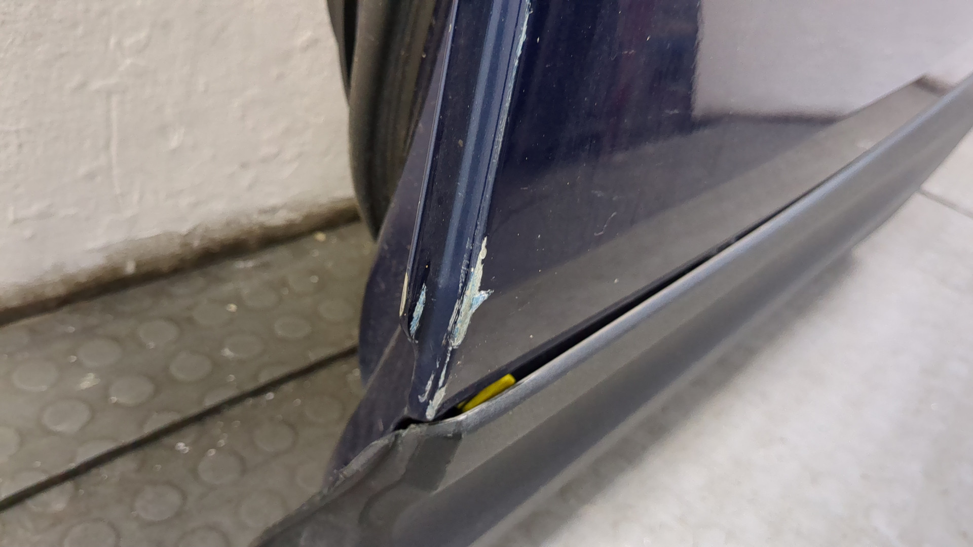 Дверь задняя левая