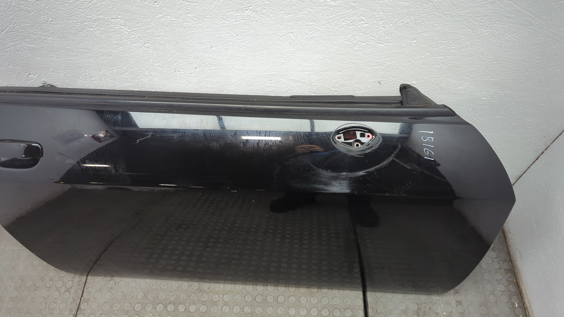 Дверь передняя правая