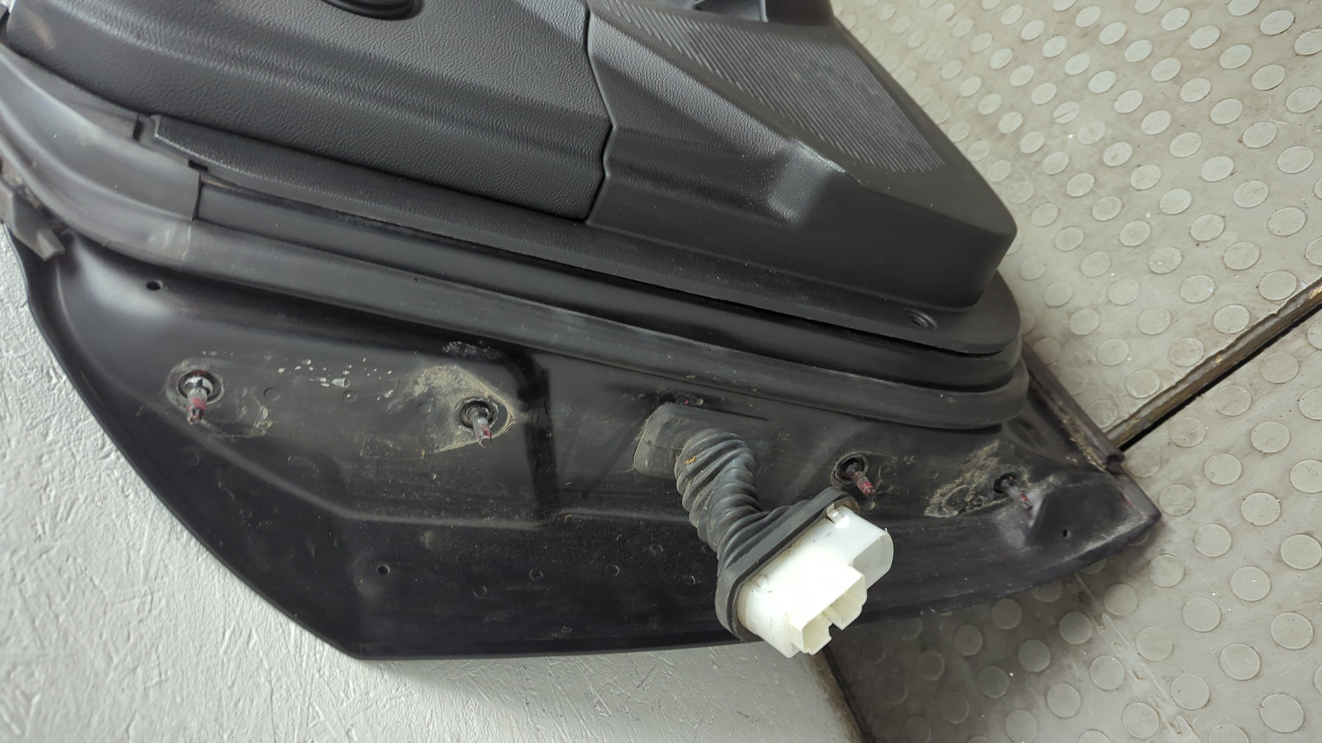 Дверь передняя правая