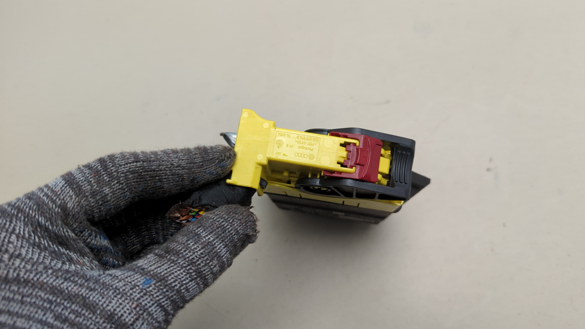 Блок управления подушек безопасности (AIR BAG)