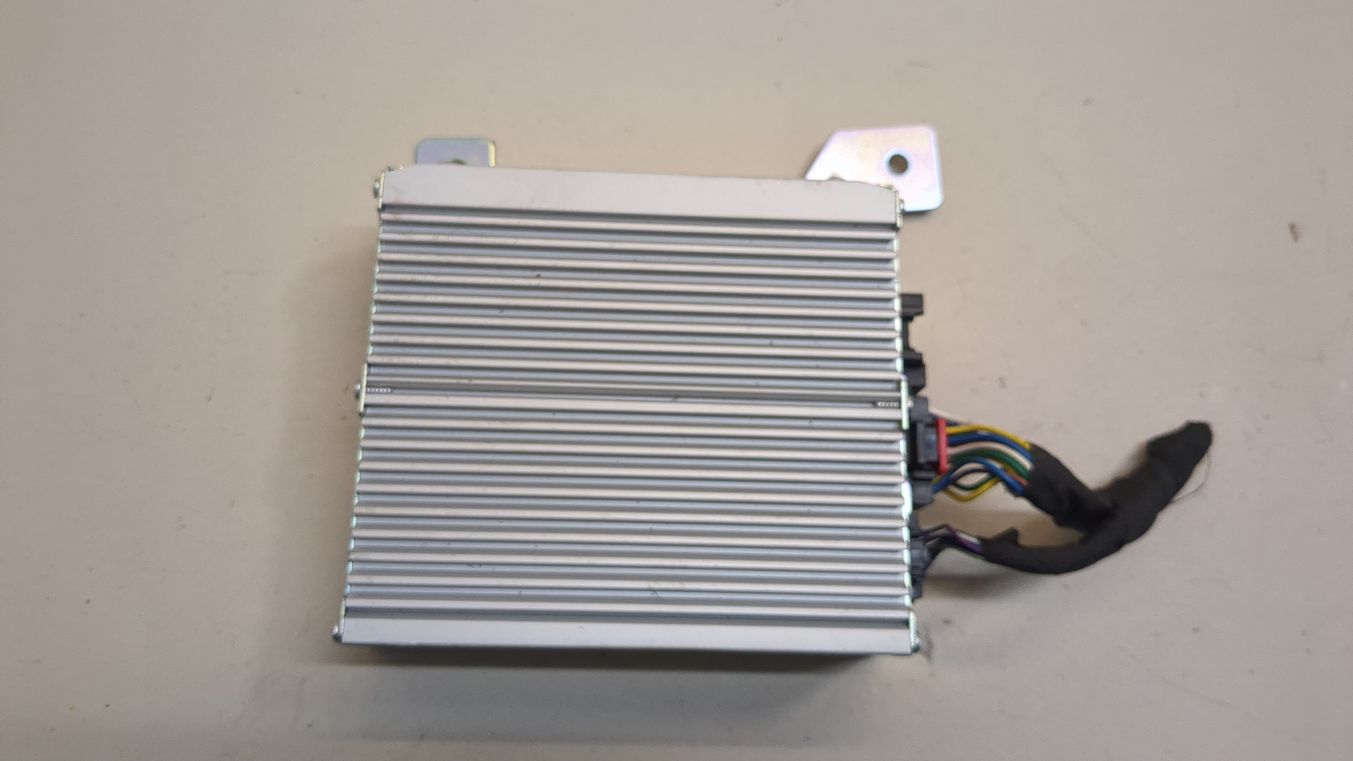 Усилитель акустической системы