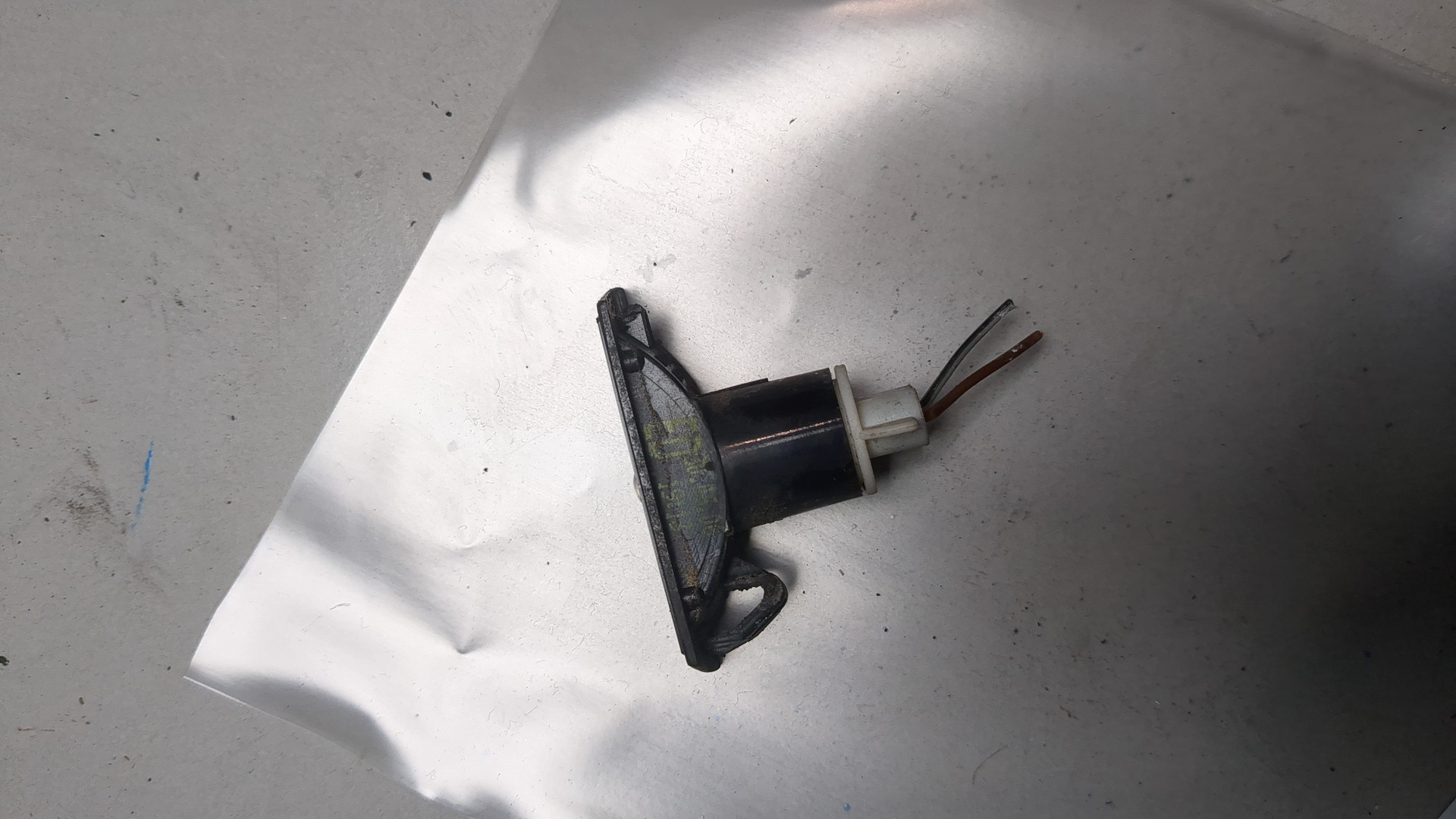 Указатель поворота левый